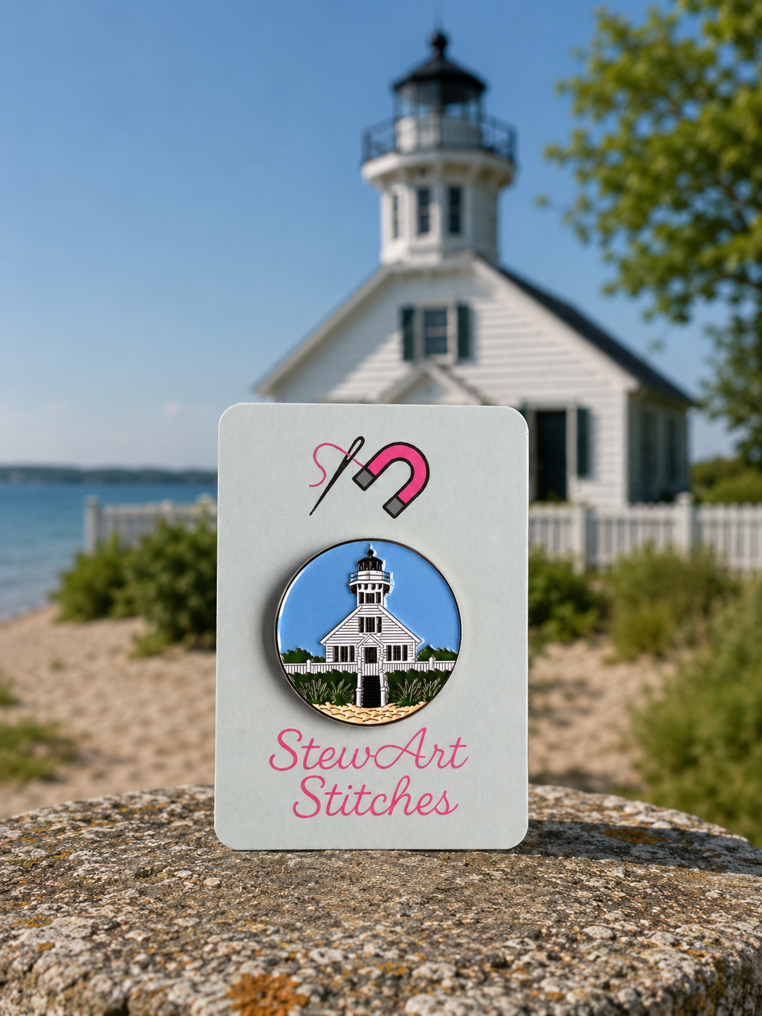 Mission Point Lighthouse Needle Minder ⭐