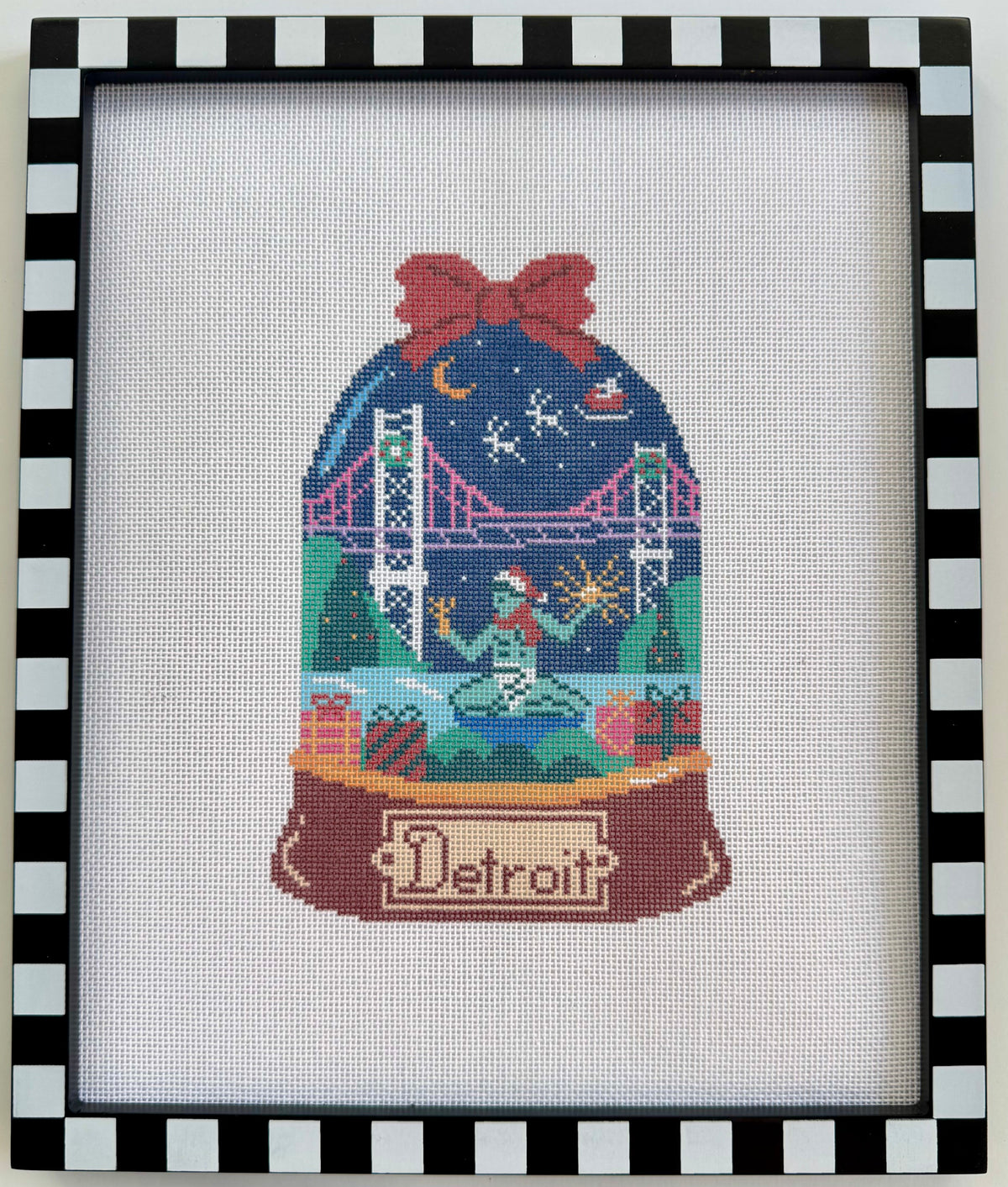 Snow Globe Detroit!❄️