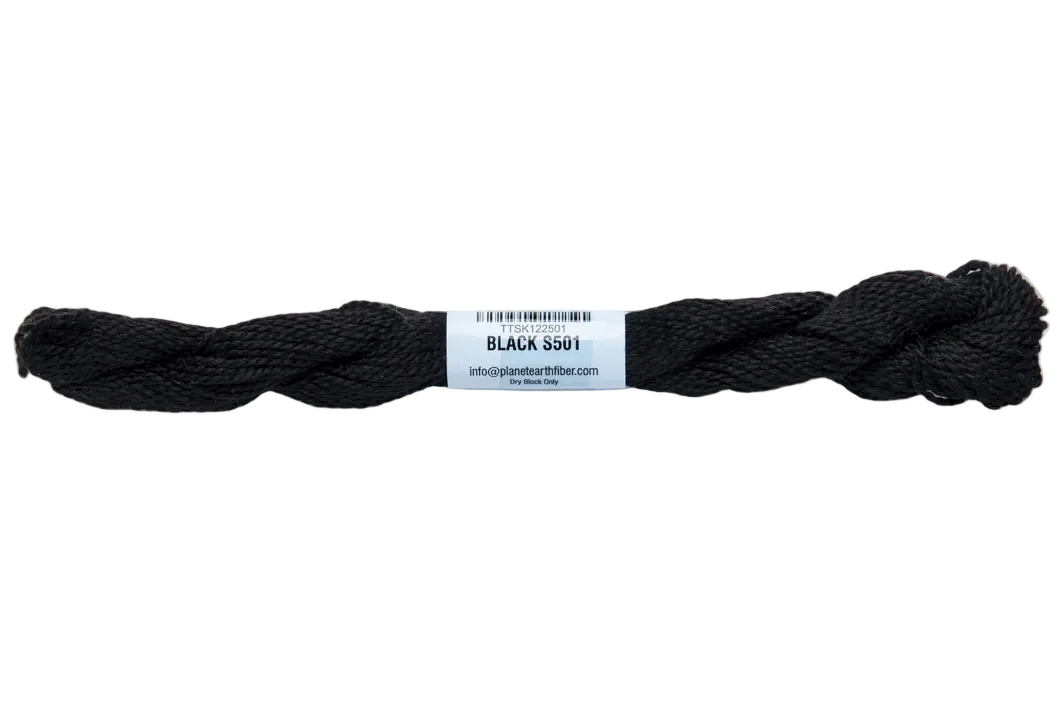 Essentials Skeins - Black S501